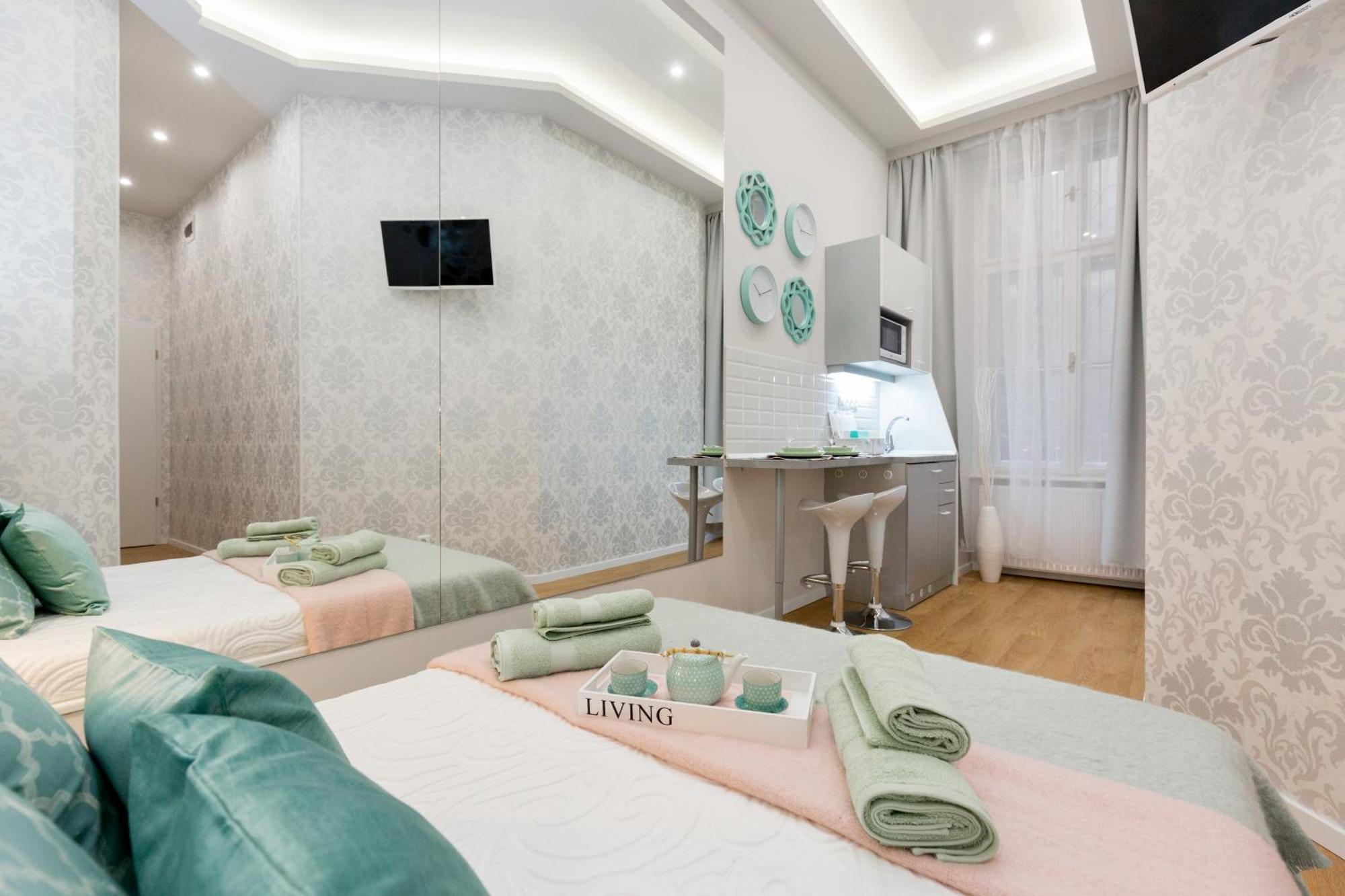 K4 Studio Apartments บูดาเปสต์ ภายนอก รูปภาพ